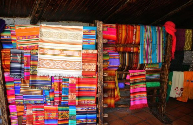 Private Gualaceo & Chordeleg craft-making villages tour