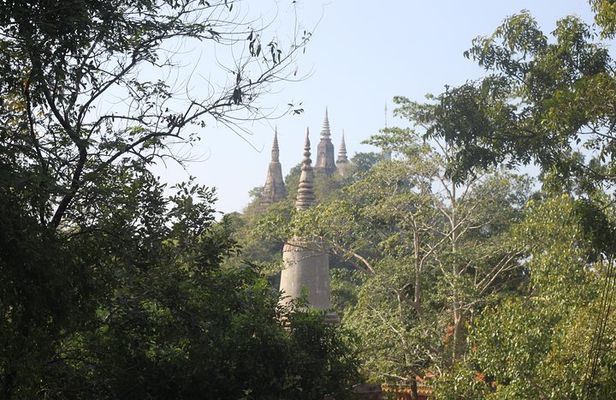 Oudong Mountain And Floating Village Cycle Tour
