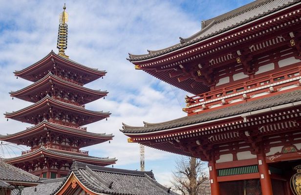 Tokyo Asakusa Half Day Walking Tour with Local Guide