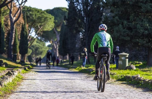 Rome E-Bike Small Group Tour of the Appian Way with Private Option