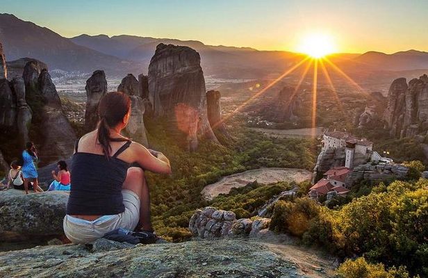 Meteora Full Day Tour from Thessaloniki