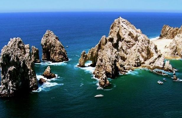 Arch Tour with Amazing Captain in Cabo San Lucas