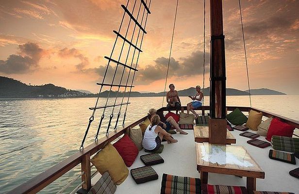 Sun & Sunset Dinner Cruise - Combine the best of both worlds
