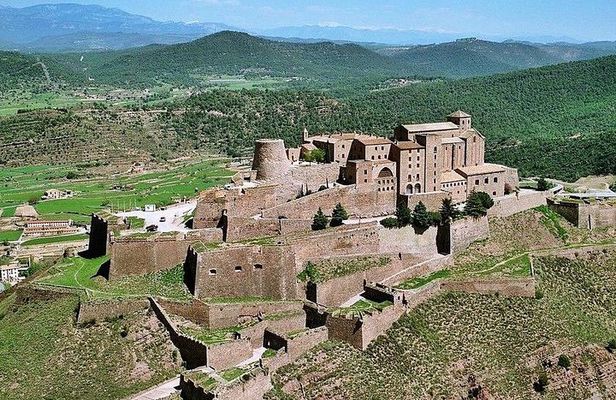 Montserrat, Cardona and Salt Mountain Small Group Tour