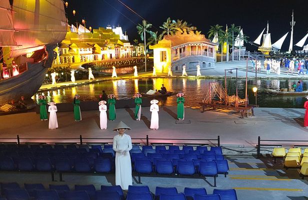Hoi An Impression show with a local tour guide