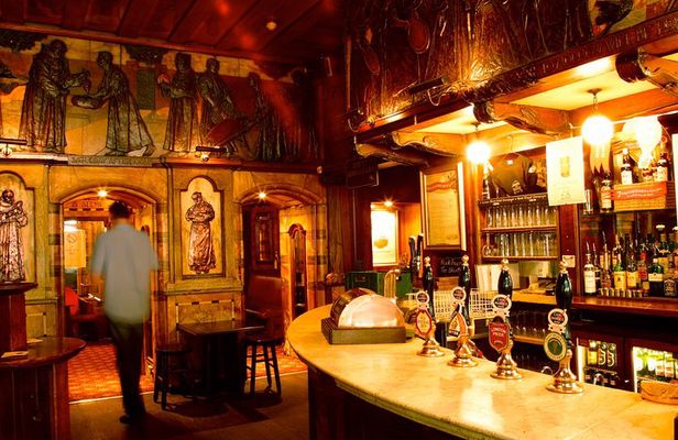 Private Tour of London's Historic Pubs
