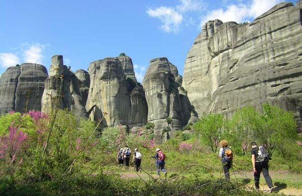 Easy Hiking Adventure at Meteora