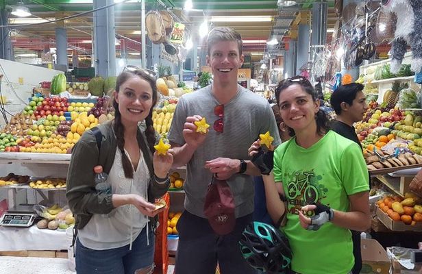 MEXICO CITY FOOD TOUR: flavors on two wheels