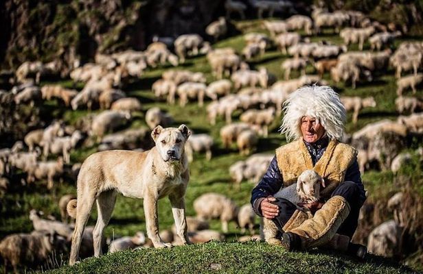2-Day Private Tour to Kazbegi from Tbilisi