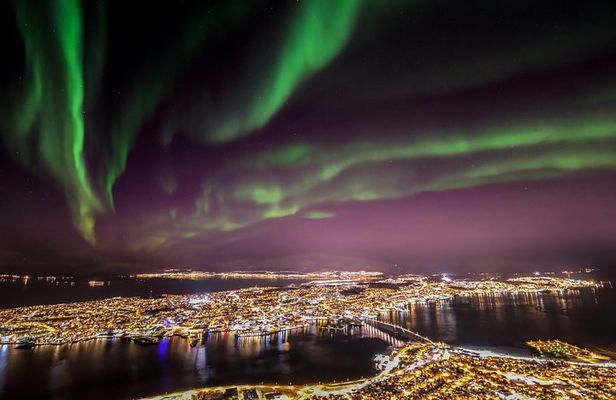 Northern lights cable car excursion