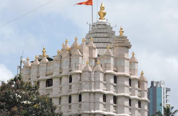 Mumbai Temple Tour in Private Vehicle