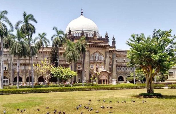 Mumbai Museum Tour in Private Vehicle