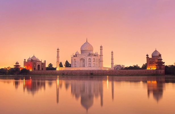 India Golden Triangle Tour 03 Nights 04 Days with Accommodation