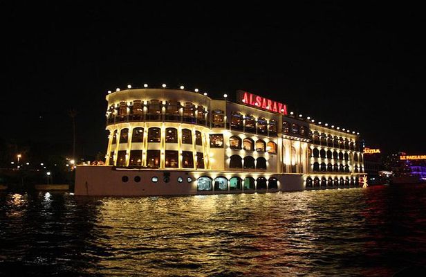 Dinner cruise on the Nile