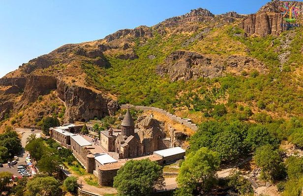 Day trip: Garni, Geghard, Symphony of Stones and Lavash baking