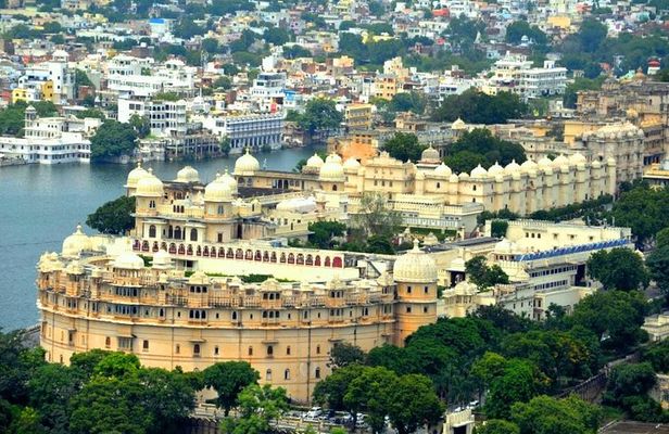 Best Exprience of Golden Triangle Tour with Royal Rajasthan