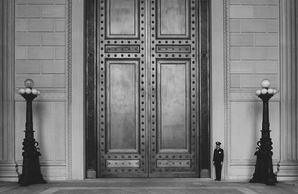 National Archives + National Portrait Gallery - Exclusive Tour