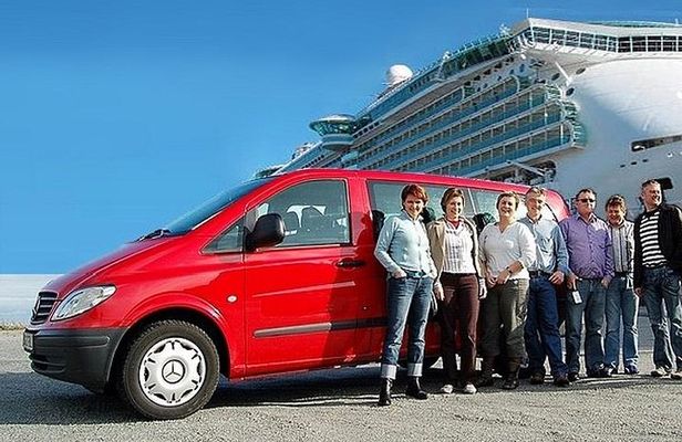 Best of Barcelona Excursion: small-group with pickup/drop-off