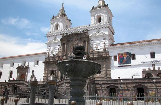 Quito City Tour & Teleferico Cable Car Private
