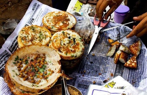 Yangon Group Street Food & Walking Tour