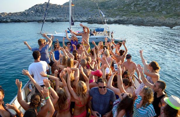 Boat Party Cruise with Live DJ