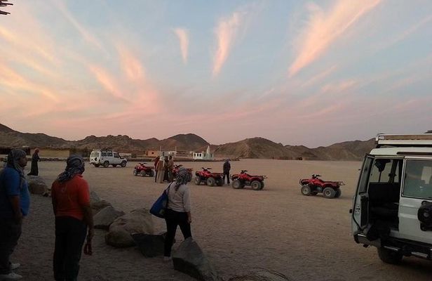 Jeep Safari Colored Canyon Salama & Snorkeling in the Blue Hole...