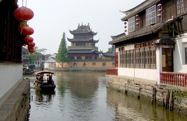 Zhujiajiao Water Village Half Day Tour