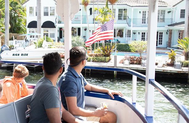 Jungle Queen Riverboat 90-Minute Narrated Sightseeing Cruise in Fort Lauderdale