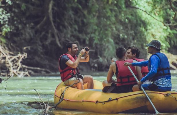 Safari Float at Peñas Blancas River