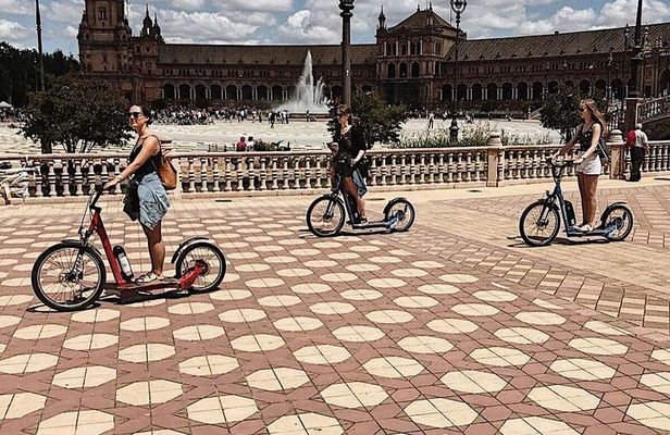 Kickscooter electric tour Sevilla