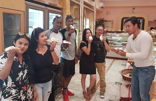 Taormina and Messina Private Tour with Sicilian Cannoli tasting
