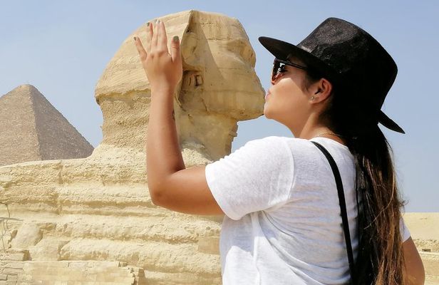 Half Day Tour To The Pyramids of Giza and the Sphinx