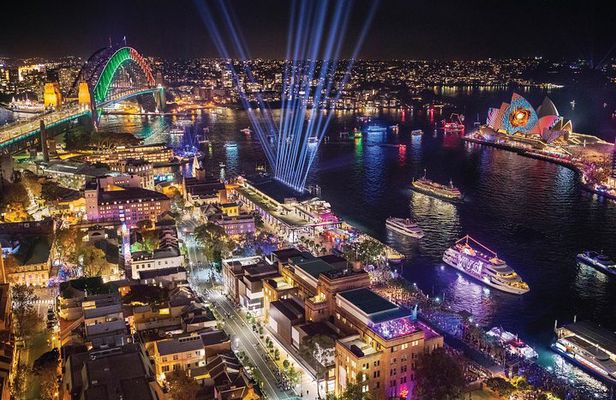 VIVID Exclusive Champagne Cruise