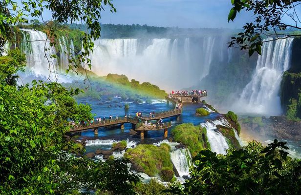 3-Days Iguazu Falls Tour of the Argentinian and Brazilian Side
