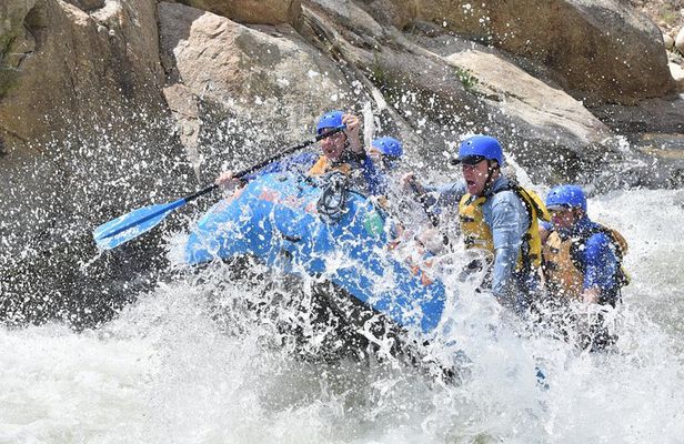 Full Day Intermediate Rafting Trip in Browns Canyon
