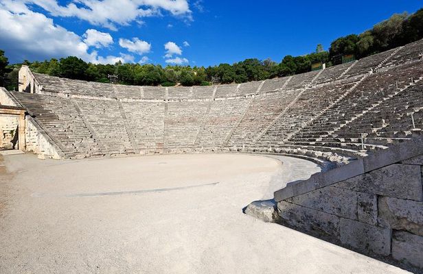 4-Day Greece Highlights Tour: Epidaurus, Mycenae, Olympia, Delphi and Meteora