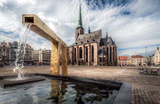 Private Pilsner brewery and Pilsen tour from Prague All-Inclusive