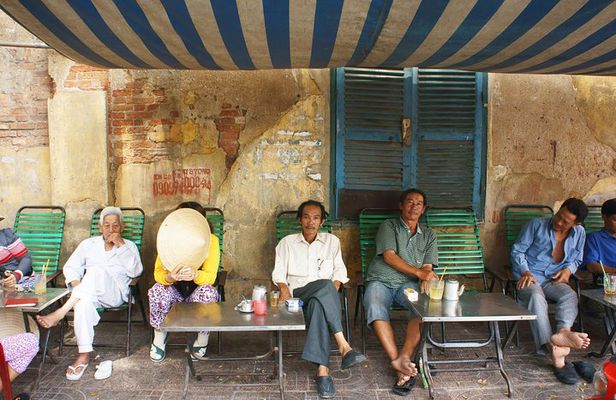 Half Day Walking Through Saigon Back Alley (Private tour)