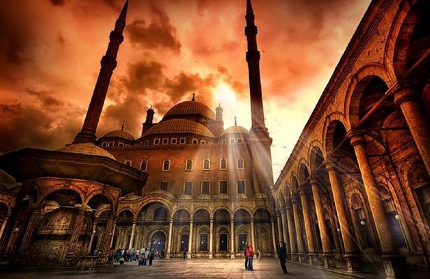 Tours to Cairo Museum, Coptic Cairo, Islamic Cairo & The Bazaar