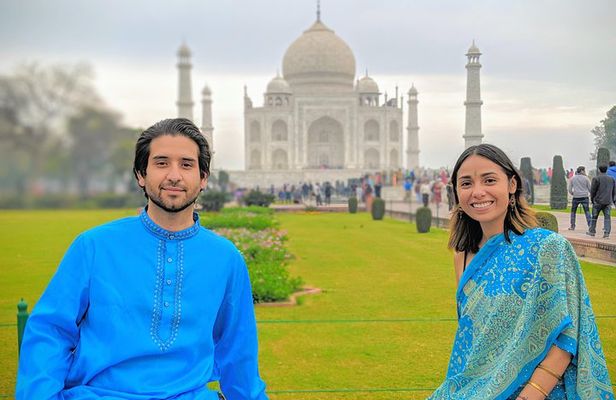 Same Day Taj Mahal, Agra Fort & Baby Taj Tour from Delhi by Car