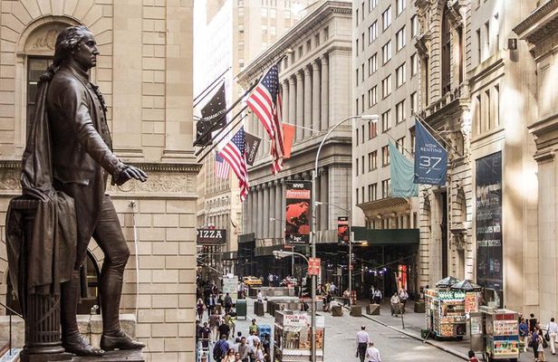 Wall Street Insider Tour with a Finance Professional