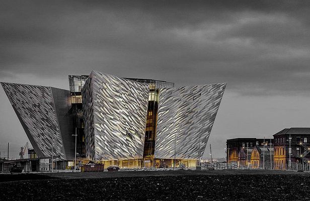 Private Executive: Belfast City Sightseeing Tour