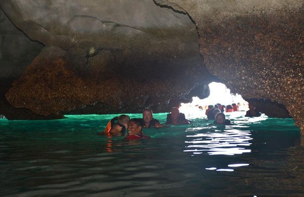 4 Island Tour to Emerald Cave at Koh Mook by Big Boat from Koh Lanta