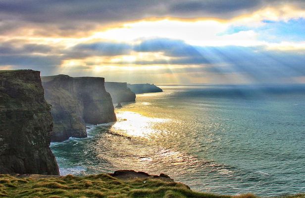 Dublin to Cliffs of Moher, including Wild Atlantic Way and Galway