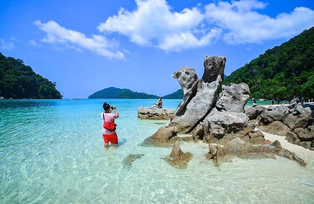 Khao Lak/Phuket: Wow Andaman Snorkeling Trip to Surin Islands