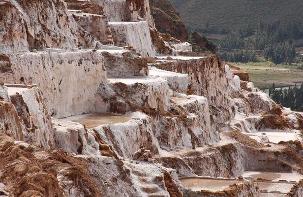 Moray Terraces and Maras Salt Mines Day Trip