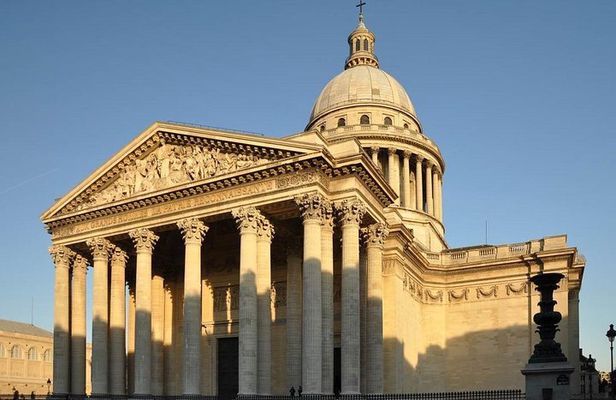 Paris Latin Quarter & Left Bank - History Walk (Small Group Tour)
