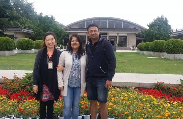 Terracotta Army Guide Day Tour with City Wall and Muslim Quarter