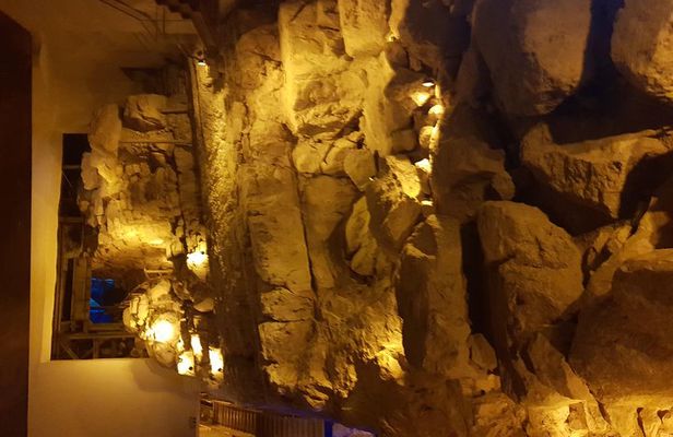 Discover the Secrets of the Underground Jerusalem with a private tour