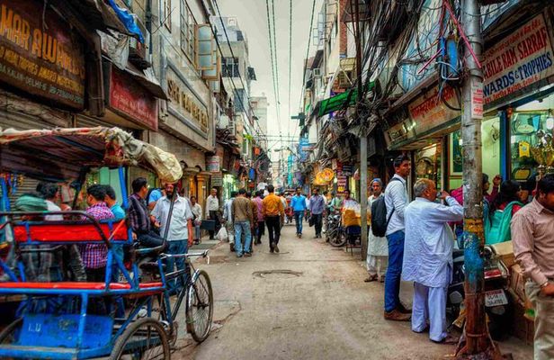 Private Half Day Delhi Shopping tour